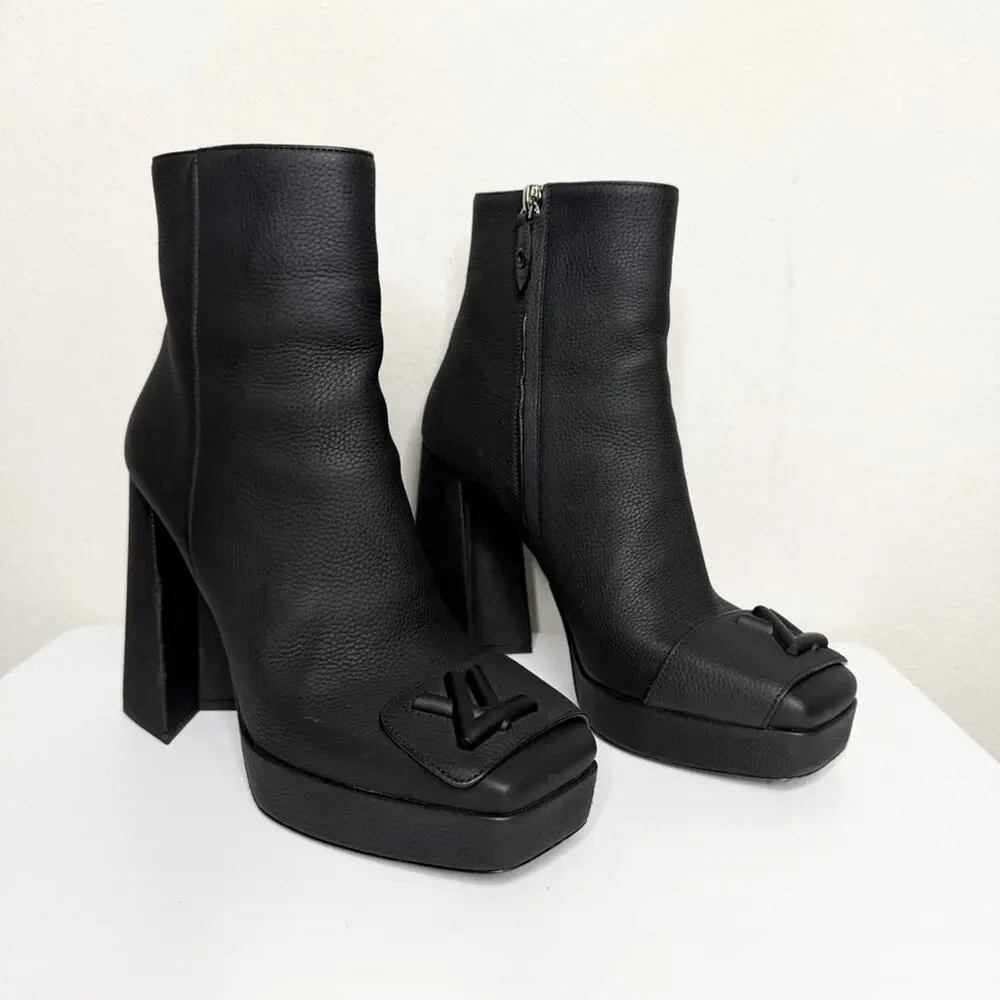 Louis Vuitton Shake Platform Ankle Boot in Black Grained Calf Leather Size 40 - Picture 2 of 11